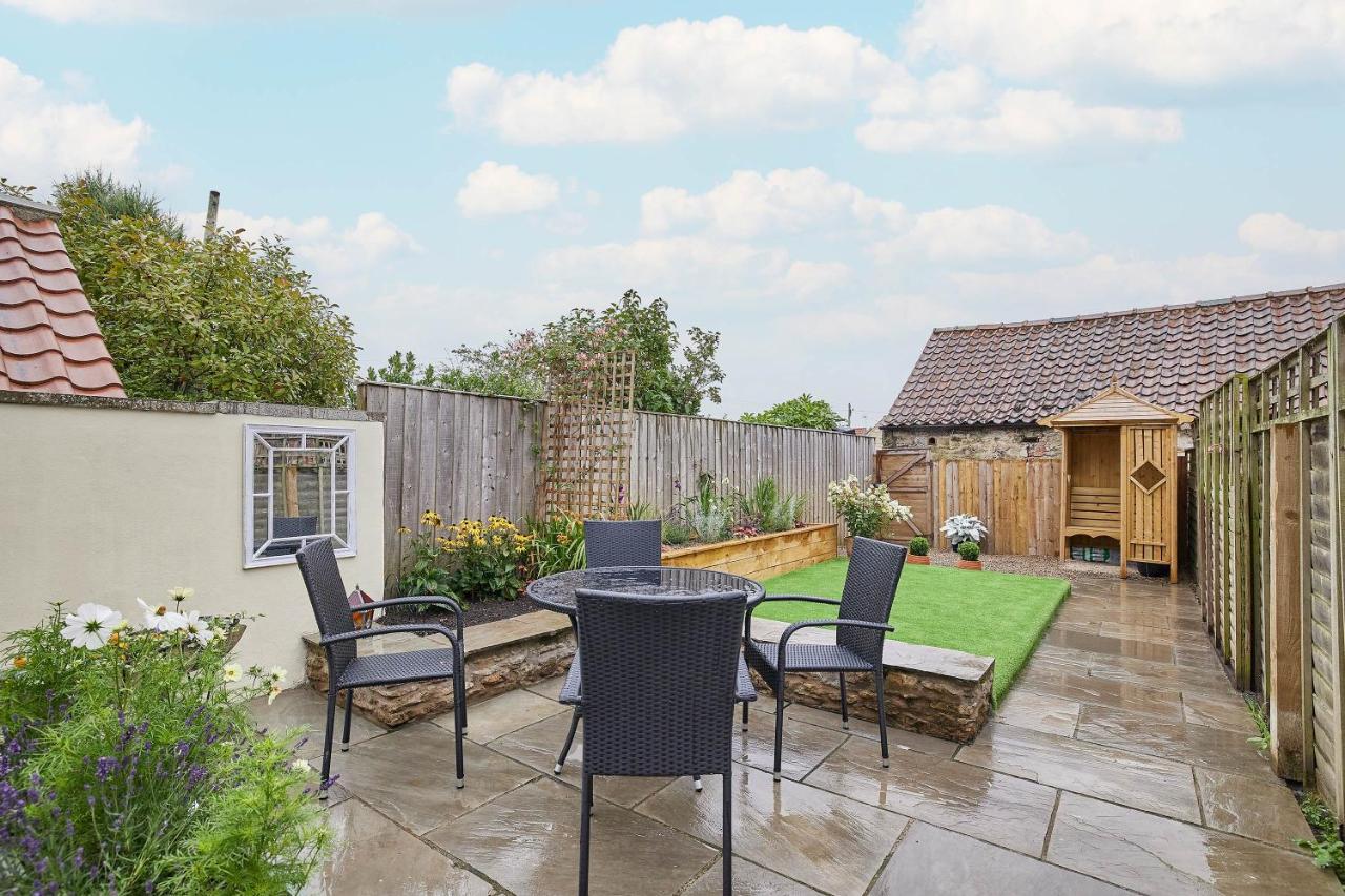 Host & Stay - Willow Cottage Helmsley Eksteriør billede