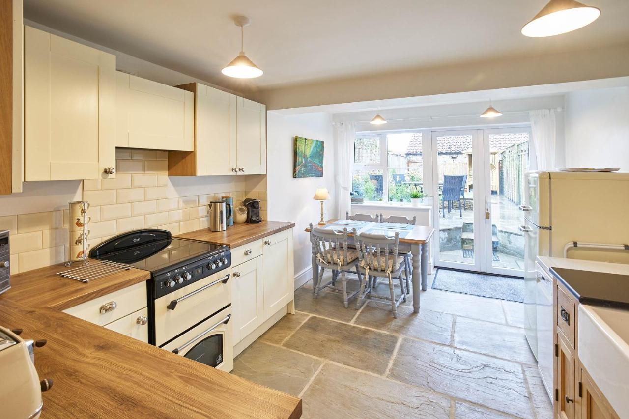 Host & Stay - Willow Cottage Helmsley Eksteriør billede